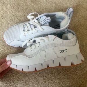 WOMENS REEBOK SNEAKERS